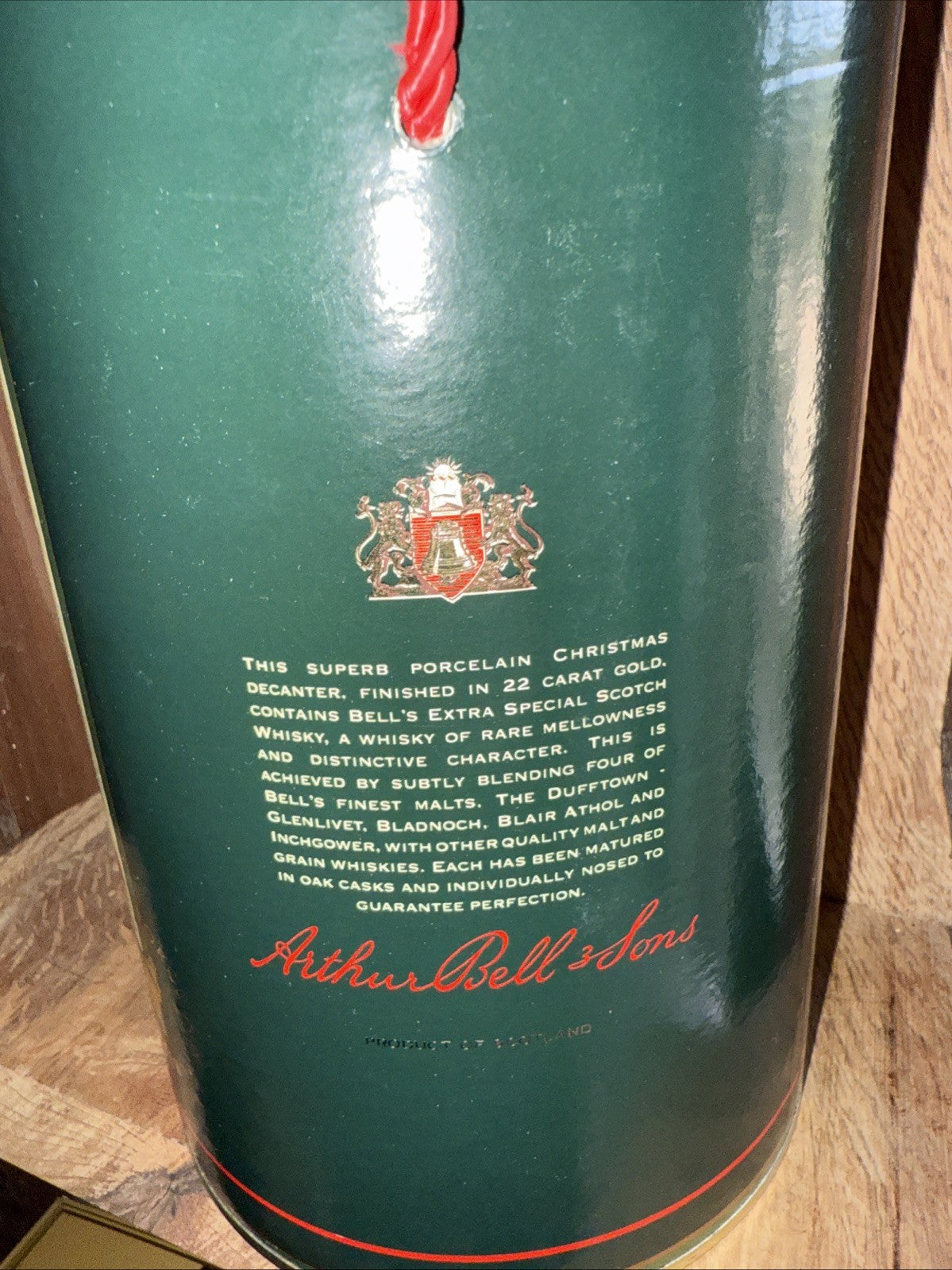 Bells Whisky Decanter Christmas 1998 full boxed mint condition