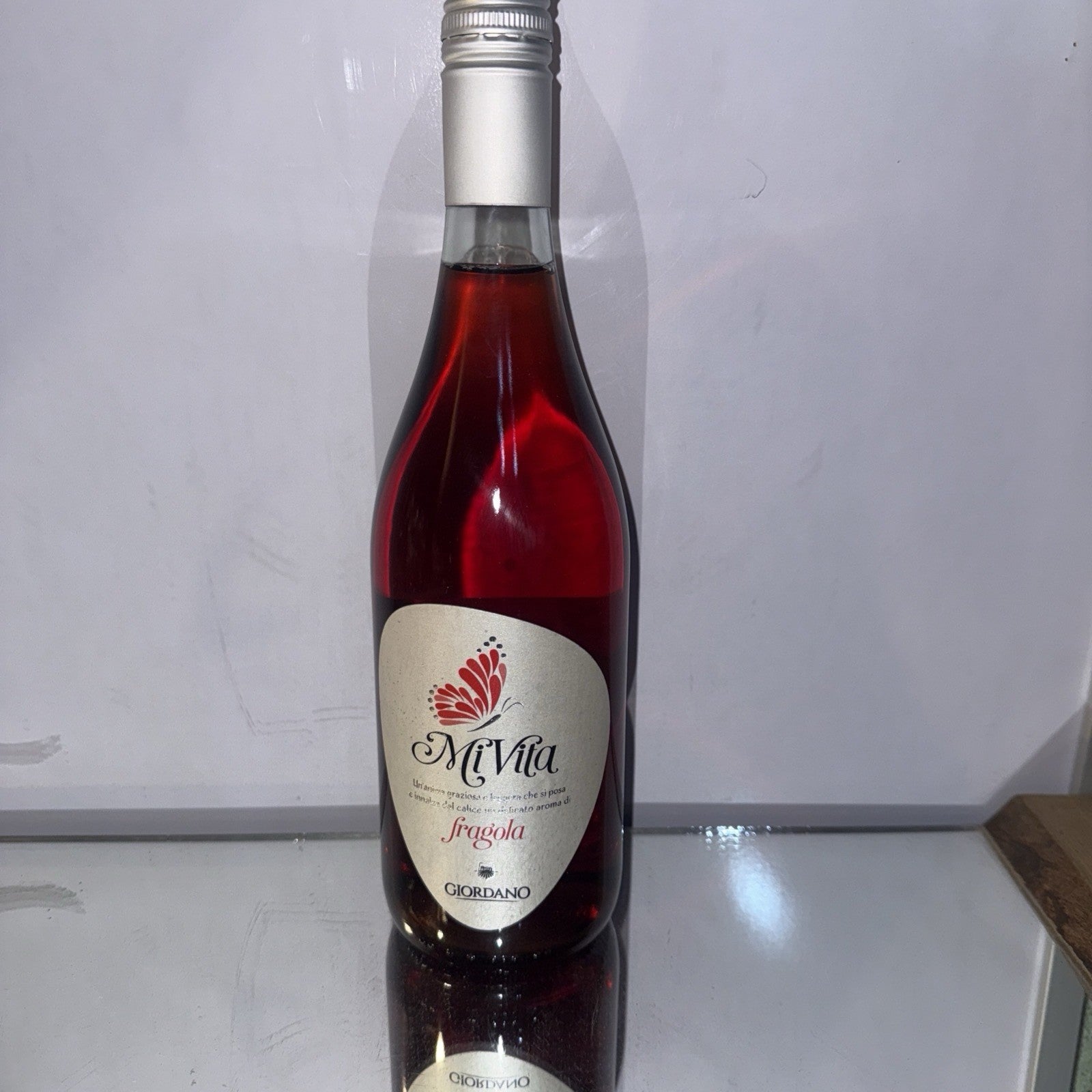 Giordano “MiVita Fragola” (strawberry-flavored, aromatized wine