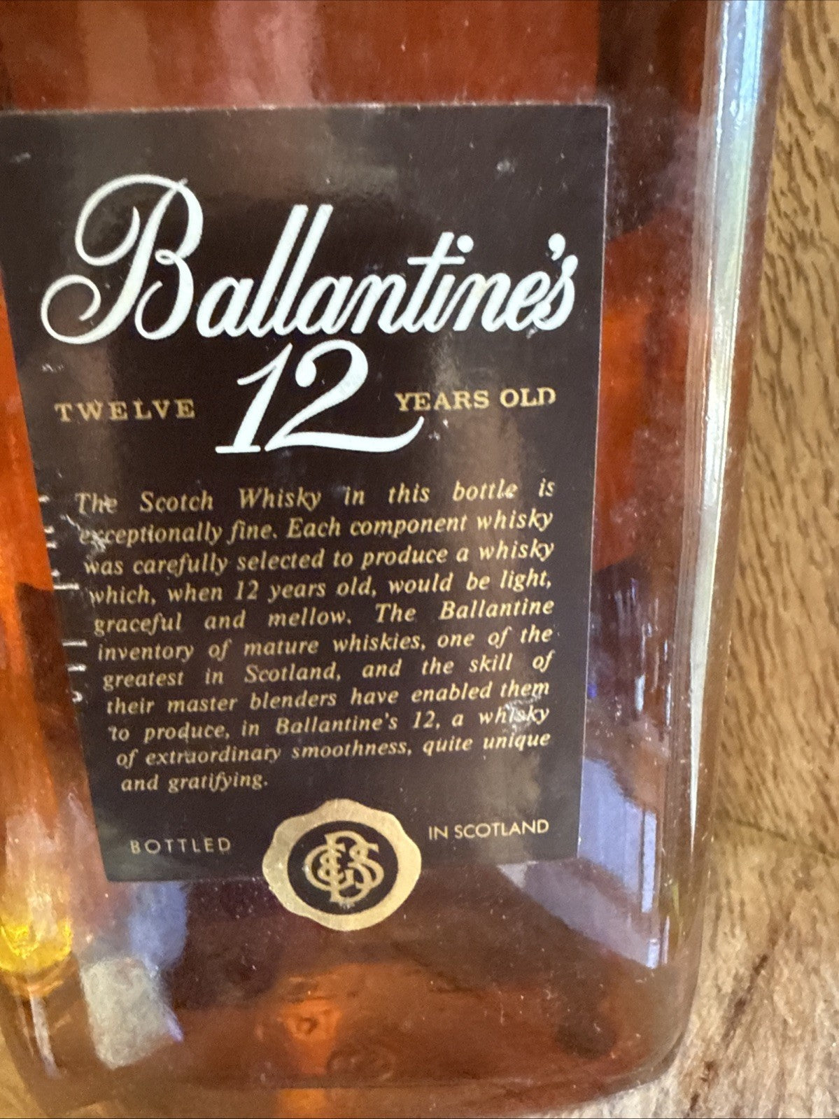 Ballantines 12 year old Very Old scotch whisky