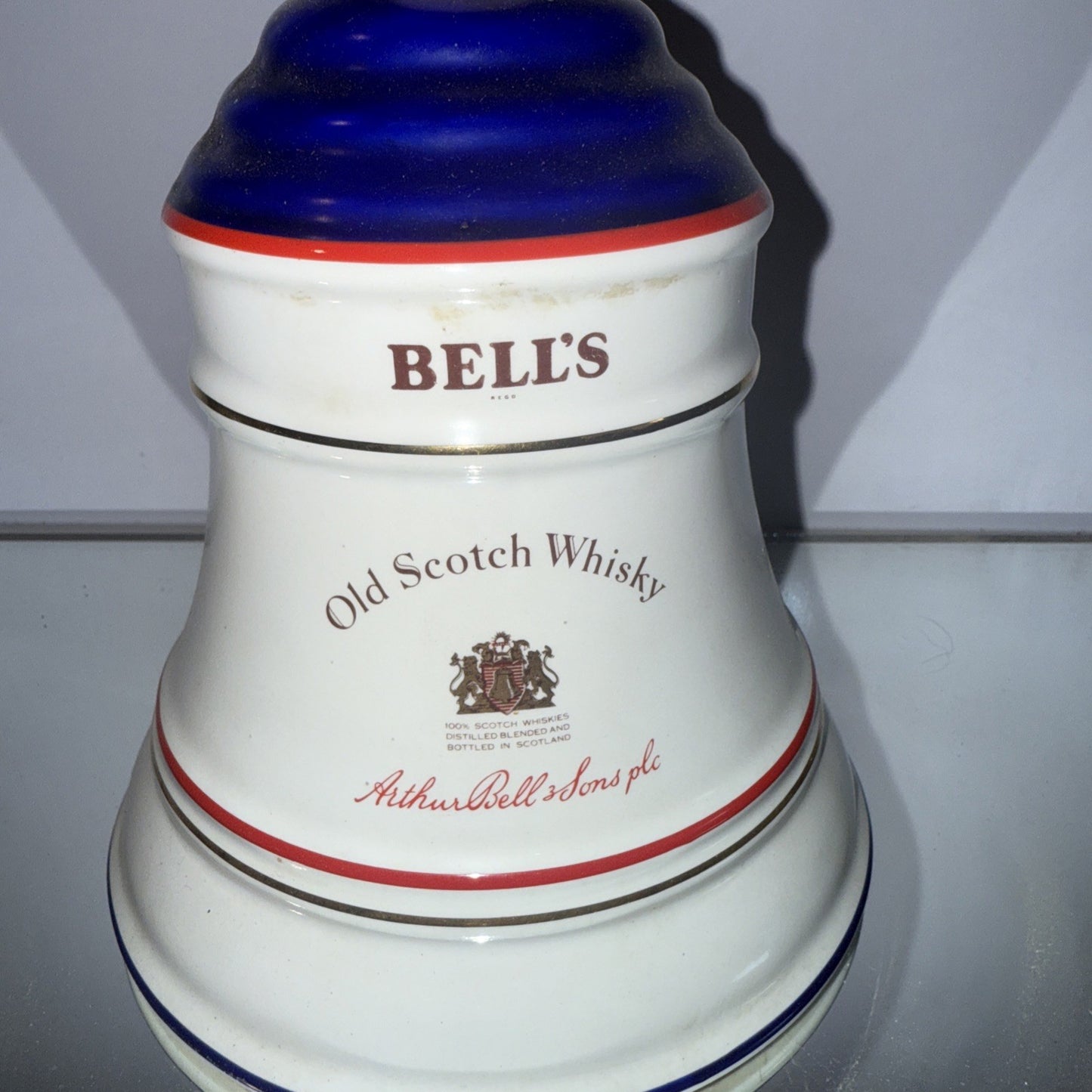 FULL decanter of Bells Whisky 75cl Bottled 1988 royal vintage matured