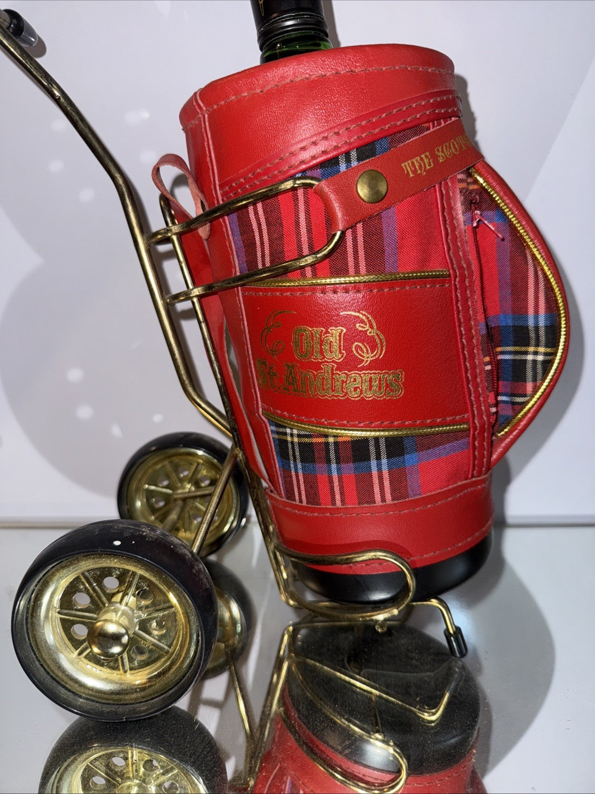 Old St Andrews 1980s Whisky 70cl 40%  Caddy Bag And Full Bottle