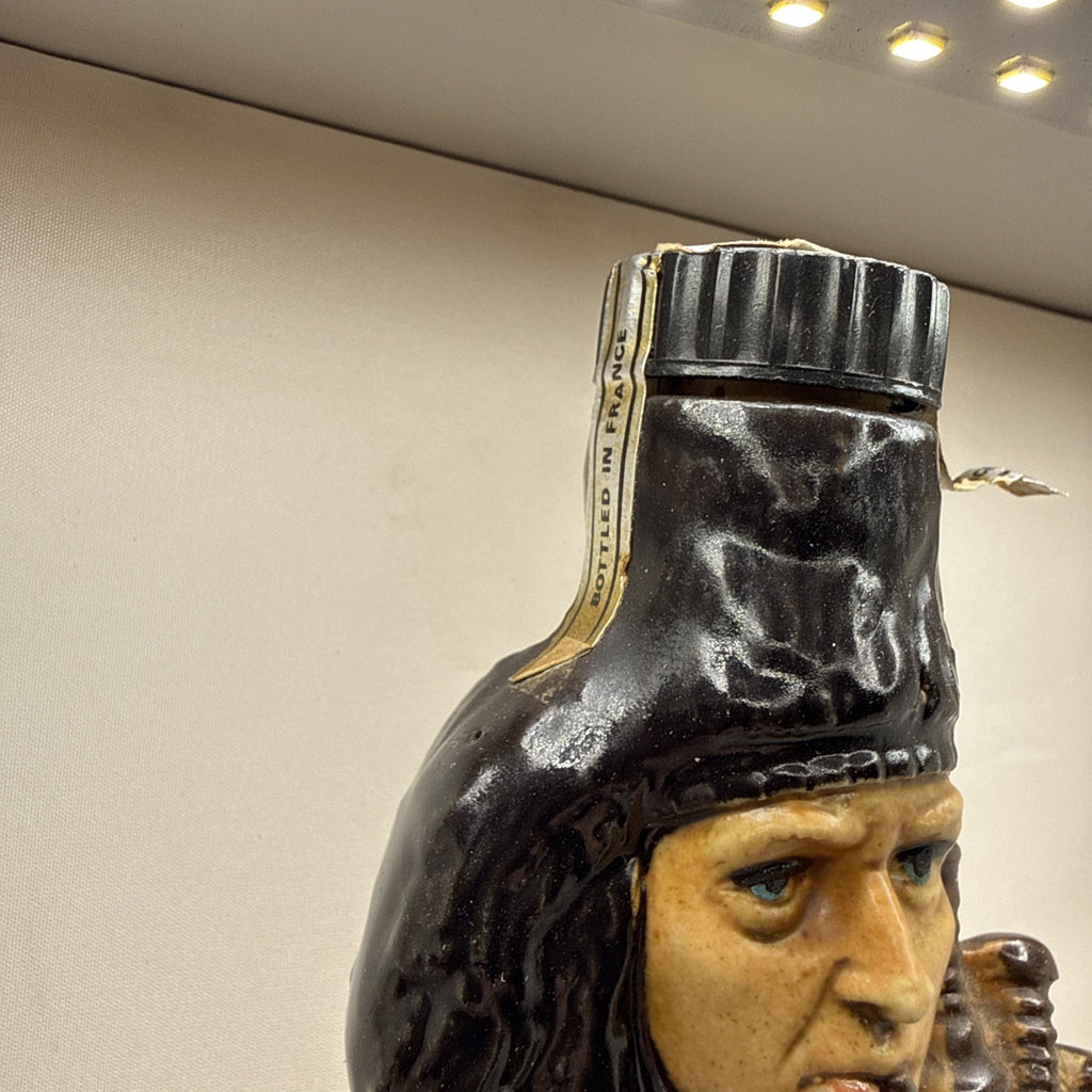 Vintage Garnier Bagpiper Ceramic Scotch Whisky Decanter 45.4cl 37.4%