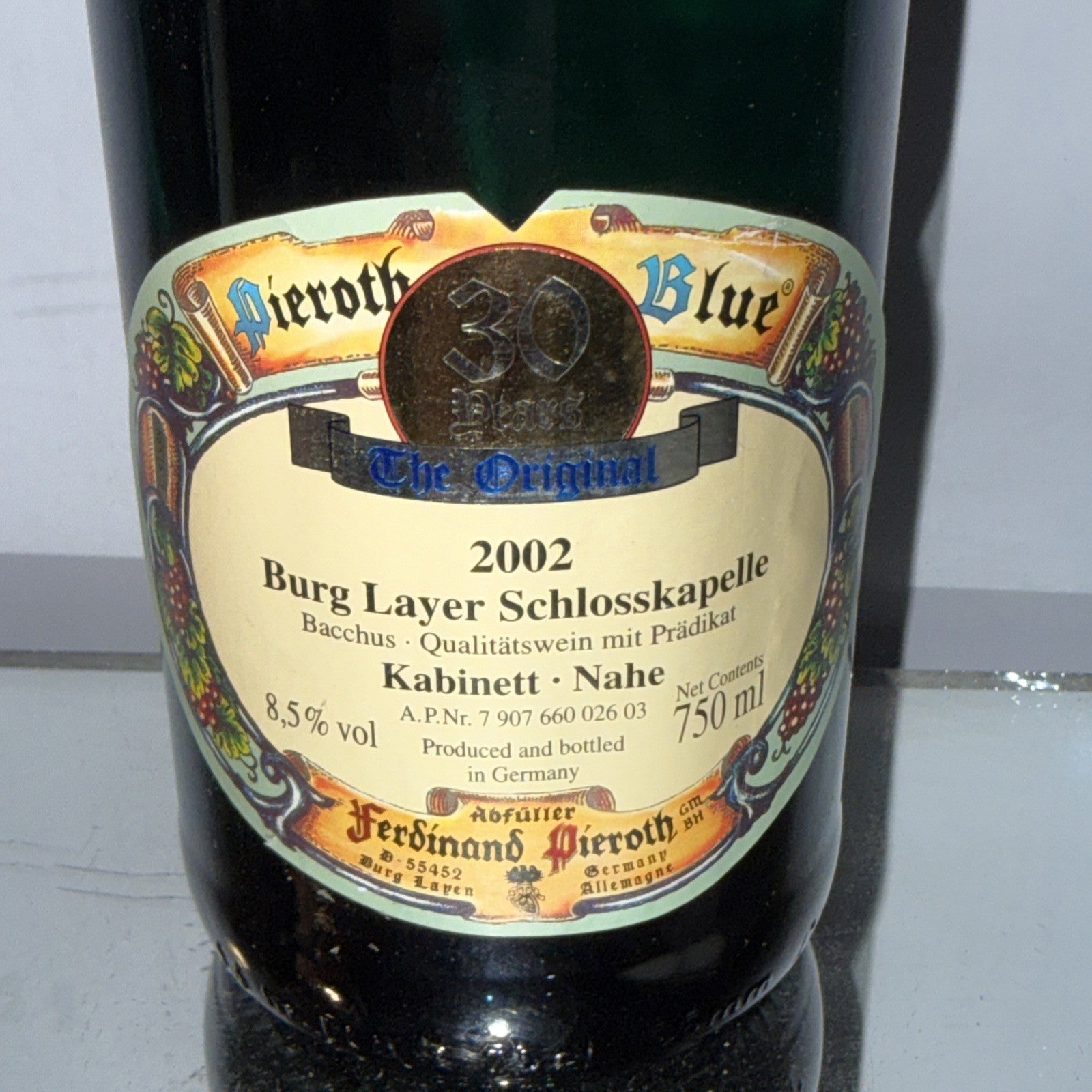 Pieroth Blue Burg Layer 2002  Bacchus Kabinett Nahe