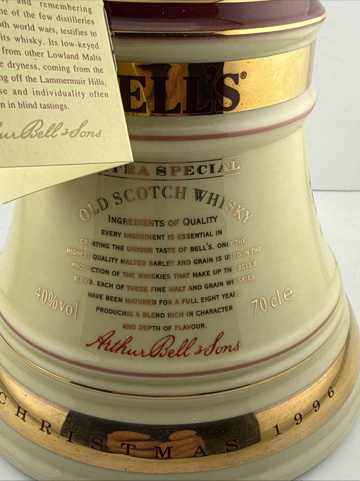 Bell’s Extra Special 1996 Christmas Bell Decanter 8 Year Old 70cl Full