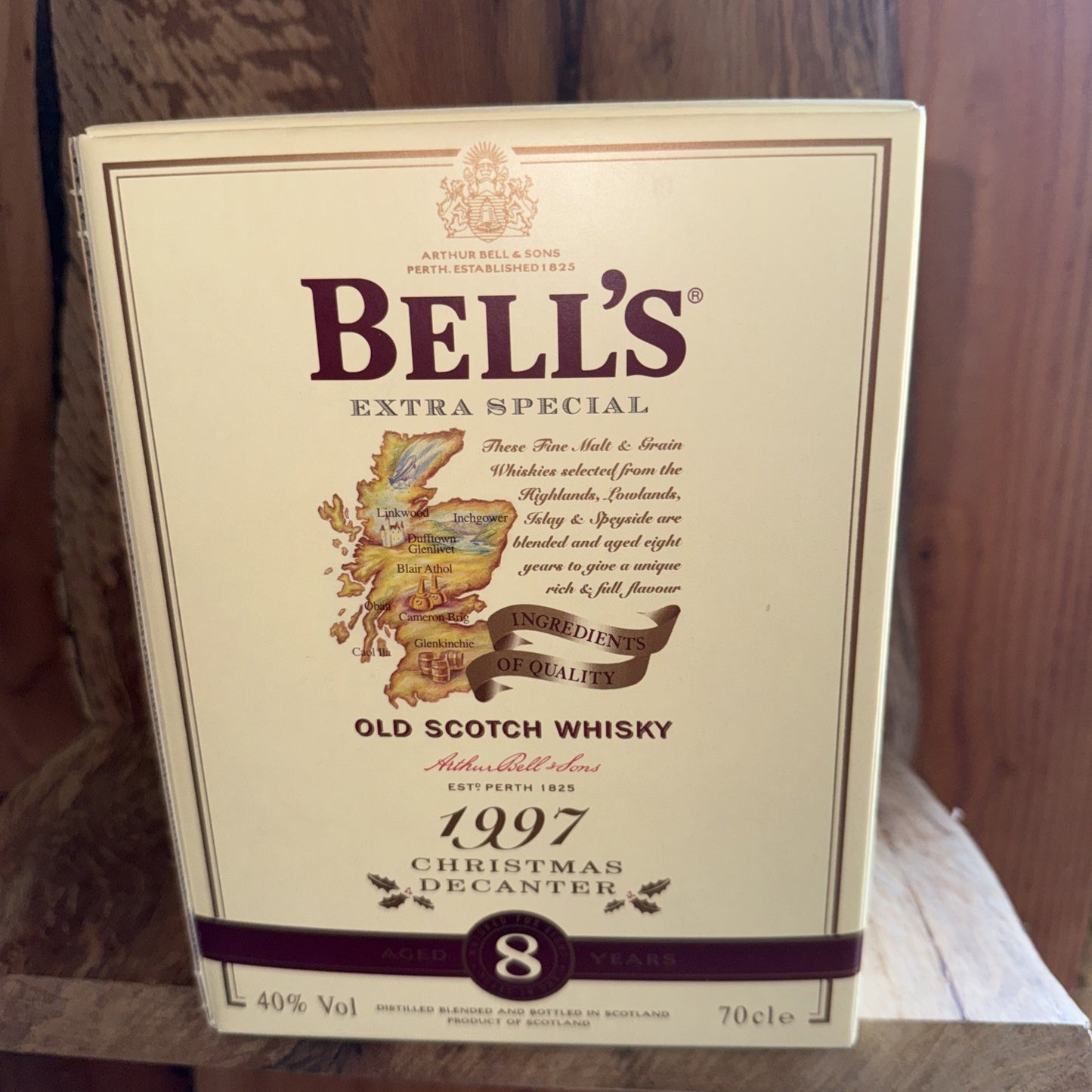 Bells Whisky 75cl Bottled christmas 1997 Full boxed mint condition