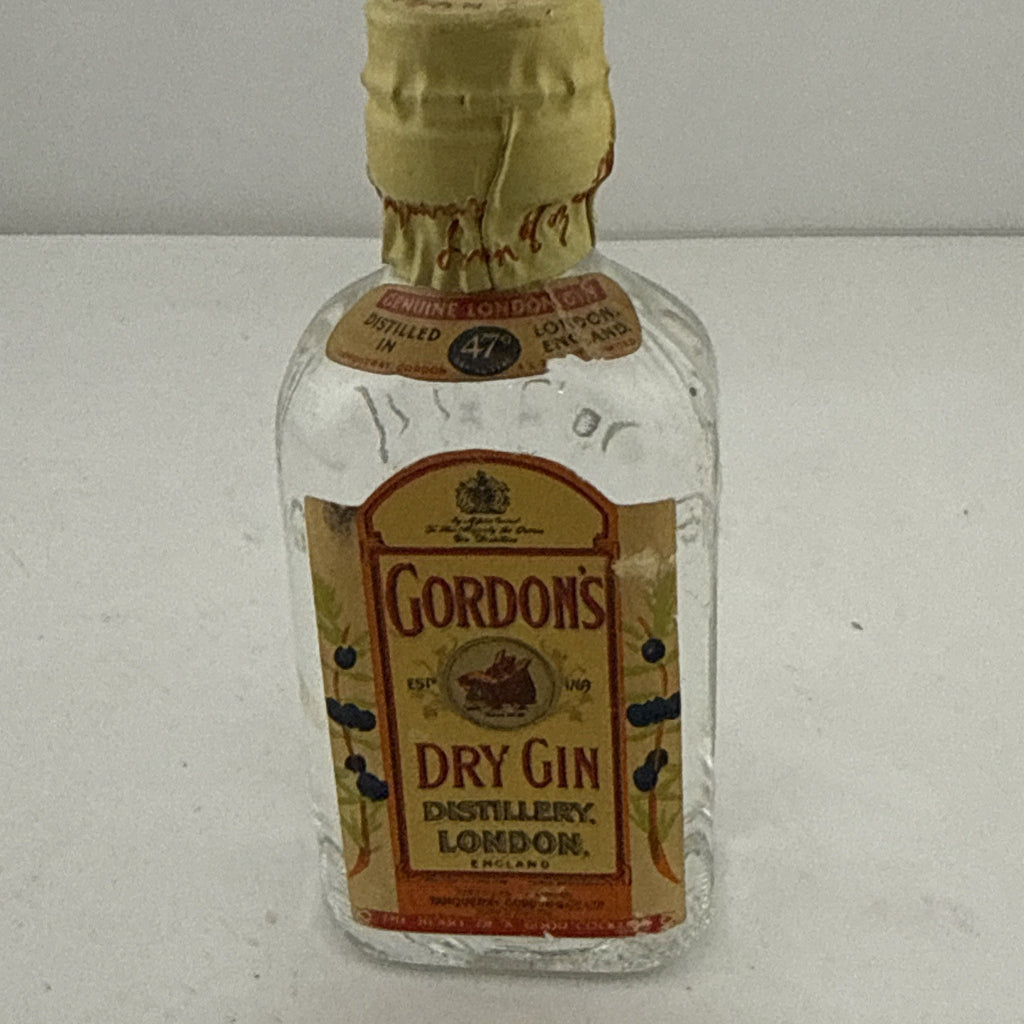 1950s Gordon’s Dry Gin Miniature 47% Spring Cap Full Vintage