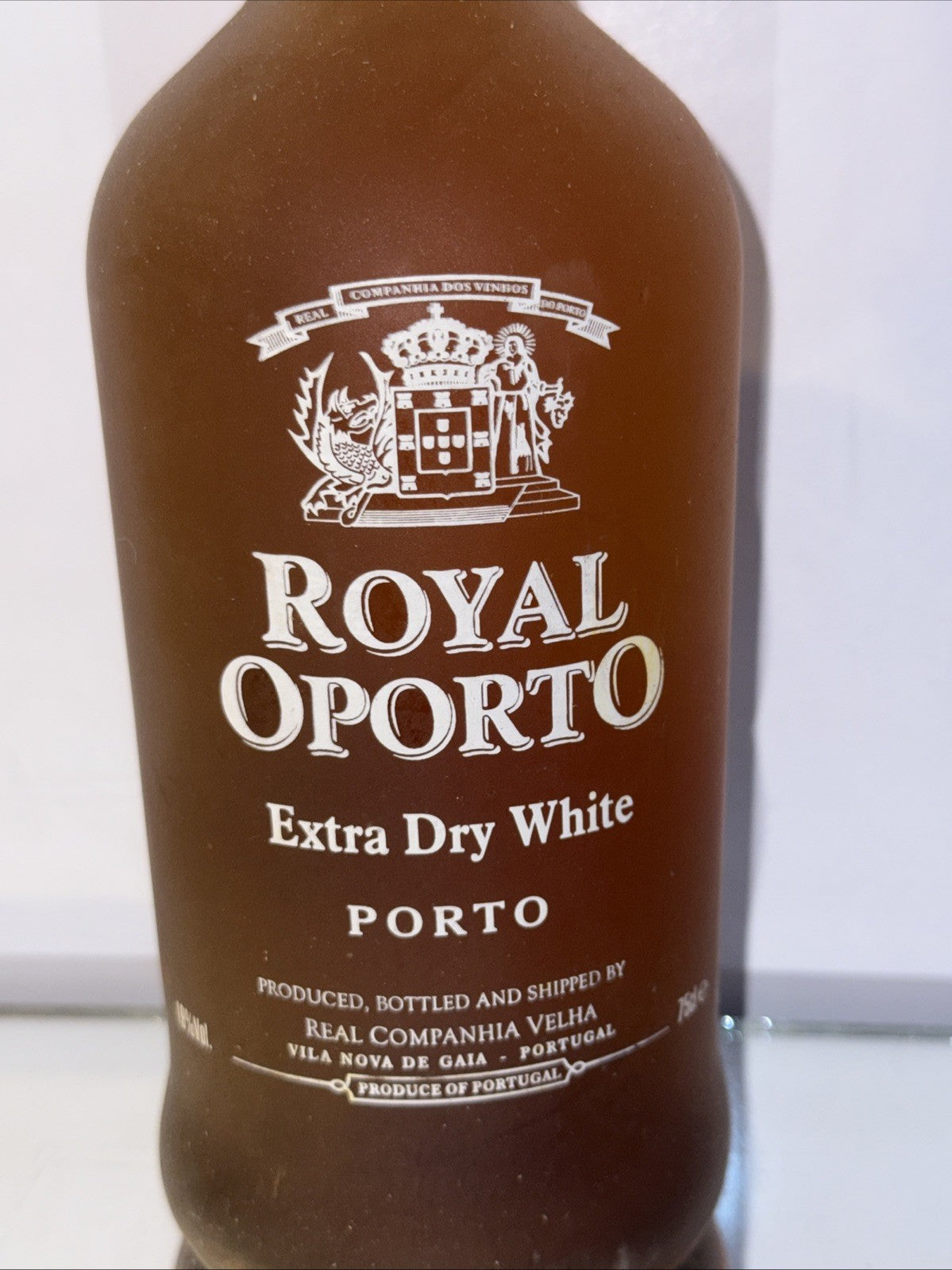 Royal Oporto Extra Dry White Port (19% ABV, 75cl, from Real Companhia Velha)