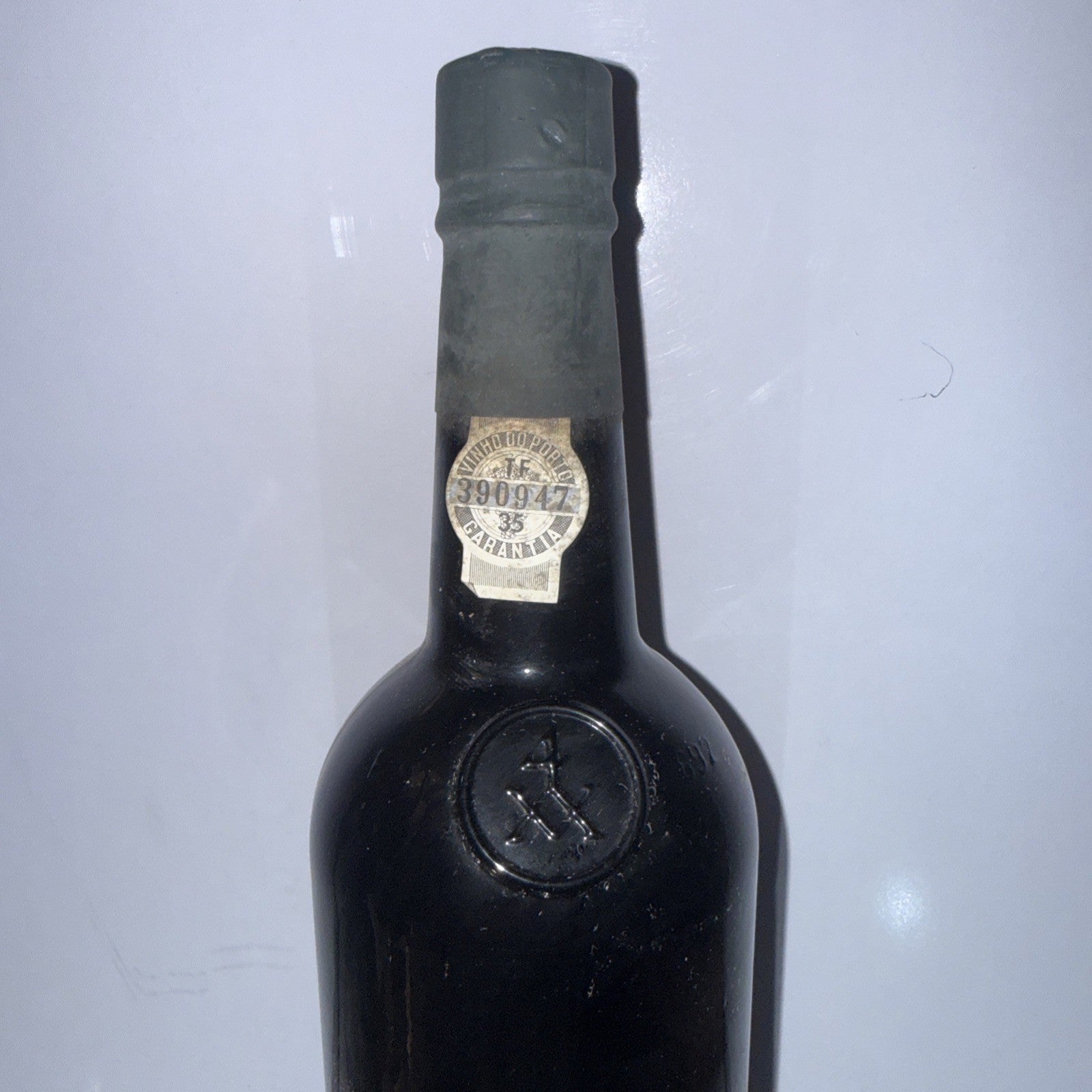 Taylor's 1983 Vintage Port No Label