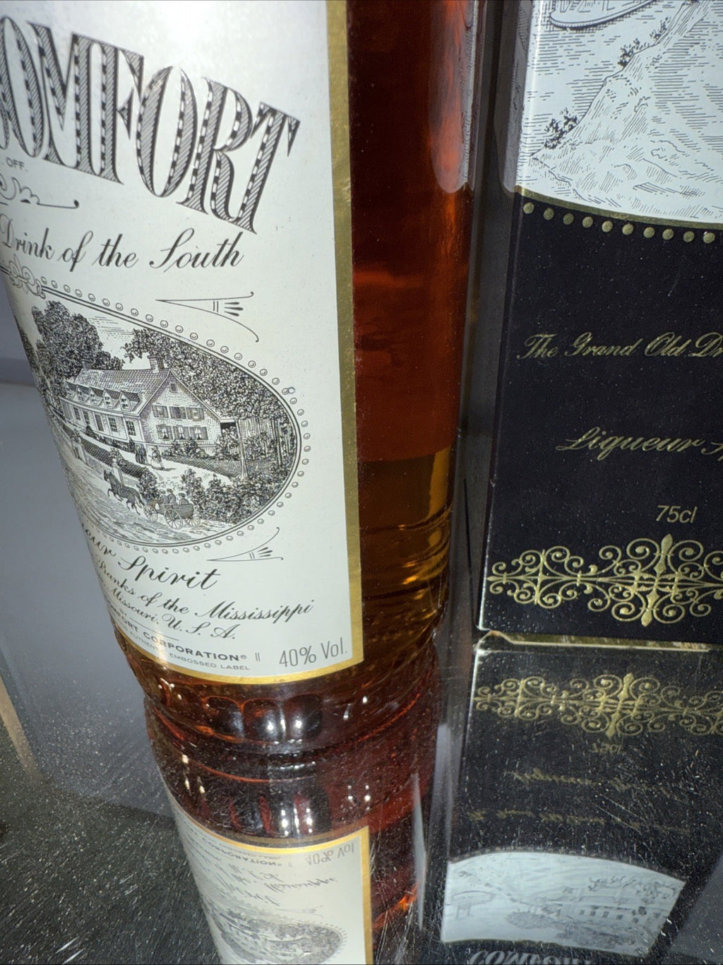 Southern Comfort 70 cl 40% ABV Late 1980s Bottled old matured aged collectable