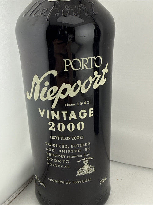 Niepoort Vintage Port 2000 75cl Portuguese Vintage Port Bottled 2002