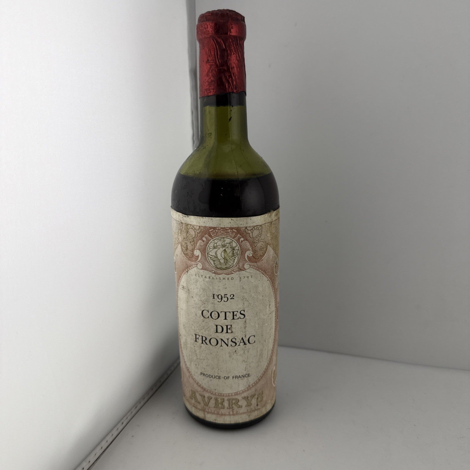 1952 Cotes de Fronsac Bordeaux Avery’s Bristol Vintage Wine Bottle Historical