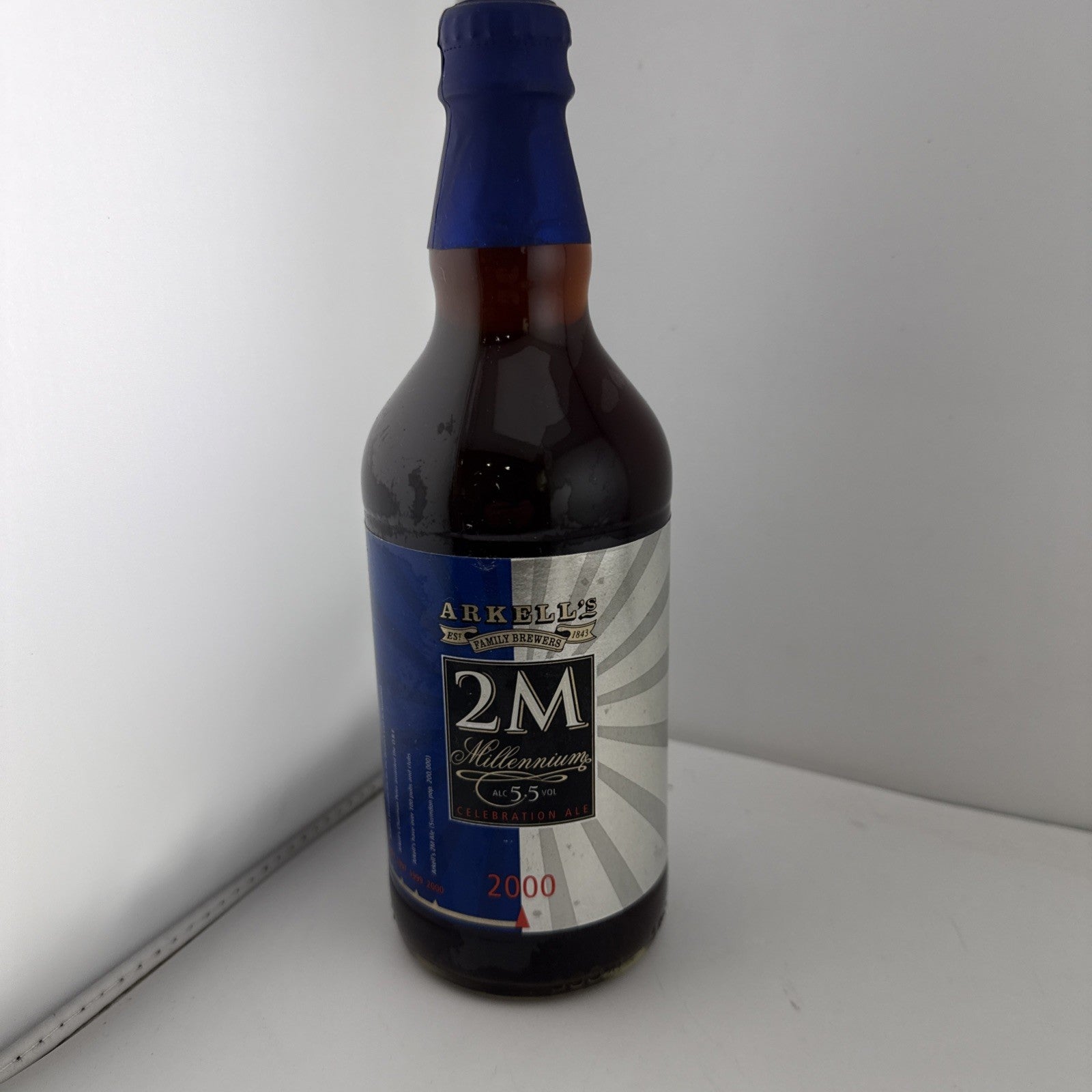 “Arkell’s 2M Millennium Ale 2000 Full Bottle 5.5% Celebration Beer”