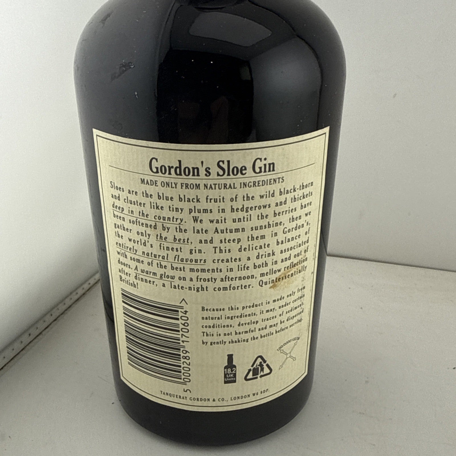Vintage Gordon’s Sloe Gin 70cl 26%, believed bottled c.1980s