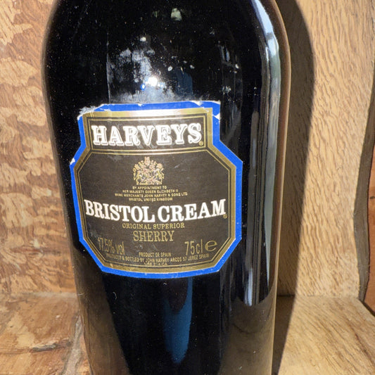 Harvey's Bristol Cream Sherry Nostalgic vintage matured Quality