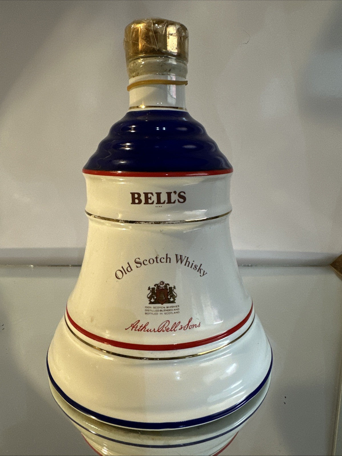 Full decanter of Bells Whisky 75cl Bottled 1988 Beatrice Birth