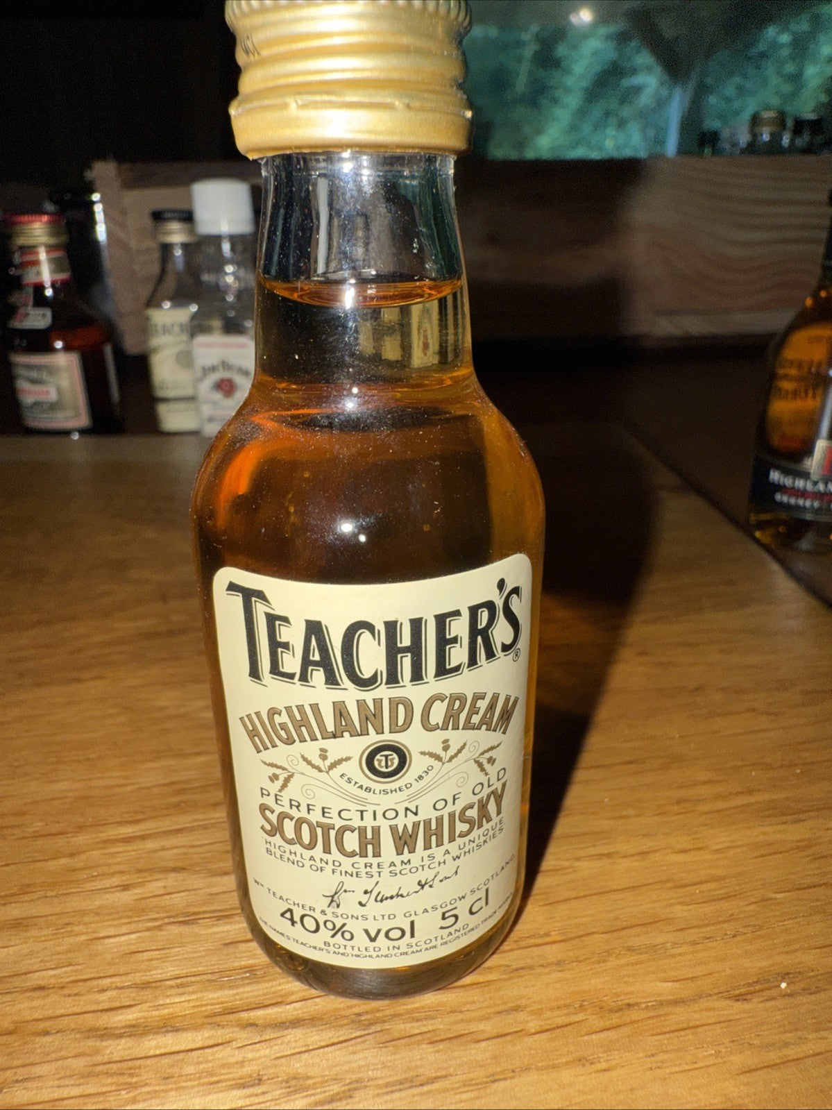 Teachers Highland Cream miniature