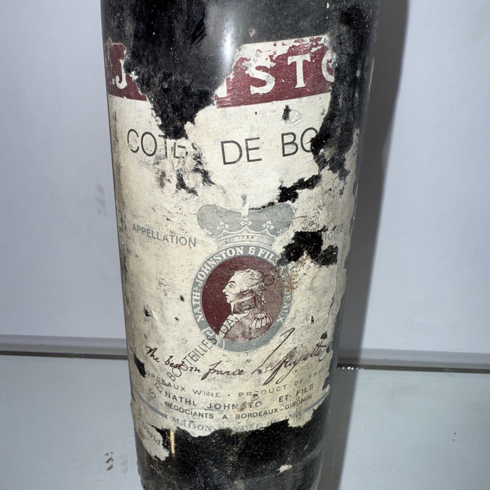 Cotes De Bourg Bordeaux Nathl. Johnston Et Fils  1970s Red French