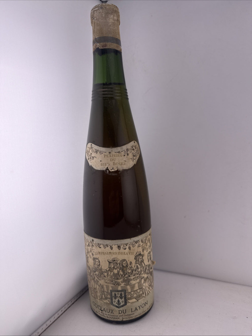 Vintage Maurice Bougrier Coteaux du Layon Loire Wine 75cl 1960s