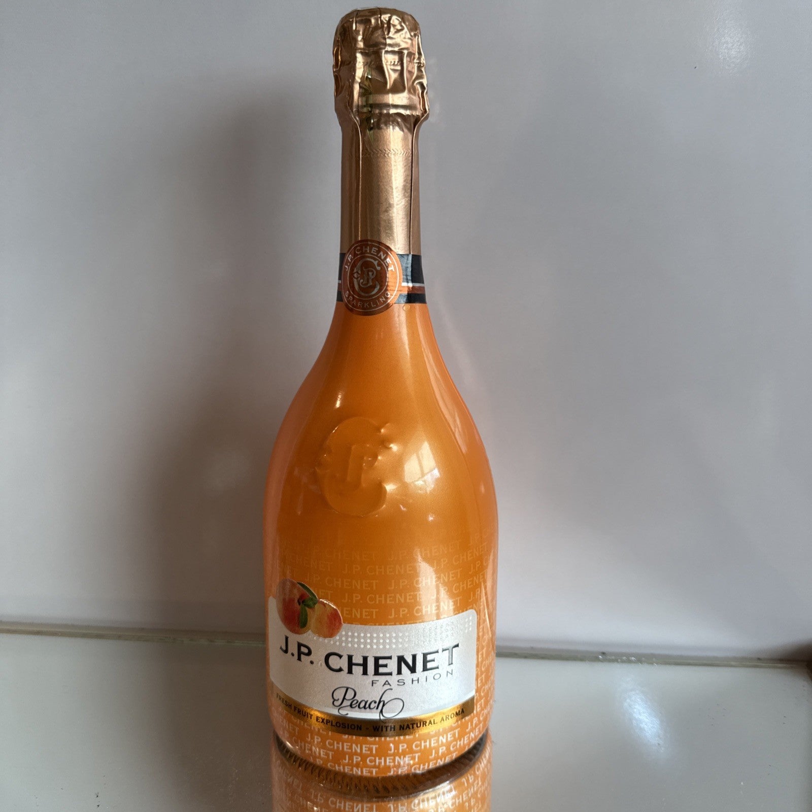 JP Chenet Peach Fashion Sparkling wine French