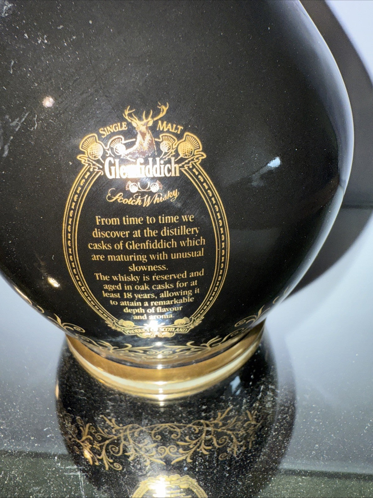 Glenfiddich 18 Year Old Single Malt Scotch Whisky, blue decanter bottling