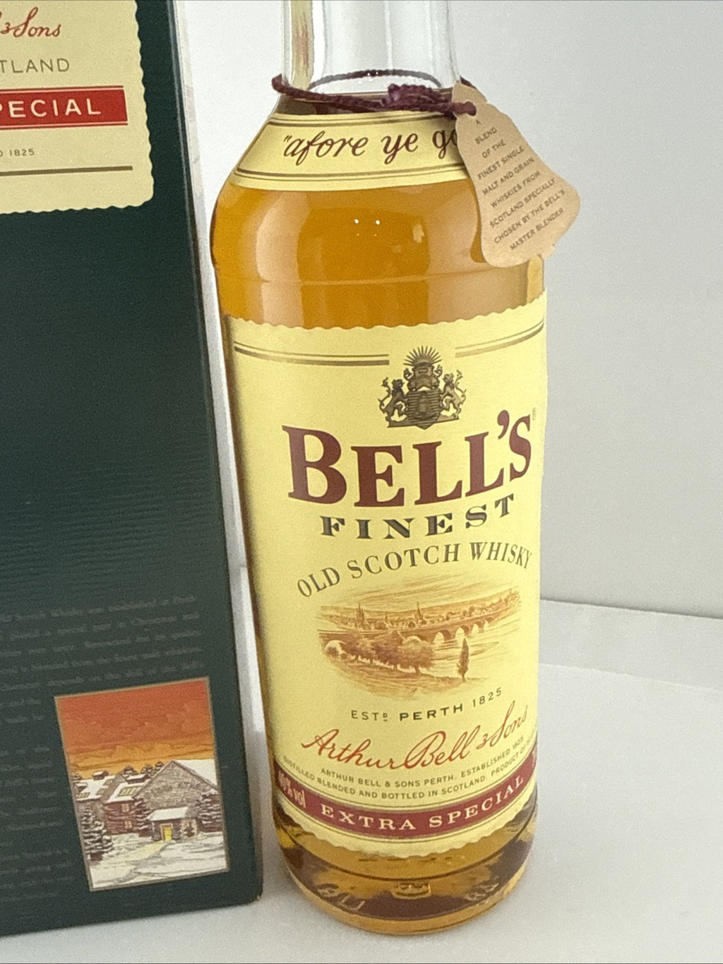 “Vintage Bell’s Extra Special Scotch Whisky Boxed 40% Old Bottling”