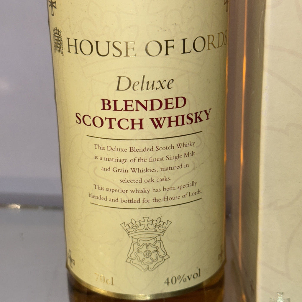House of Lords Deluxe Blended Scotch Whisky (70cl, 40% ABV)