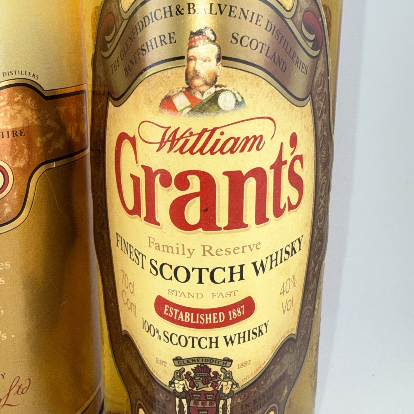 Grants Blended Scotch whisky 700 Ml Tin Boxed 1990s