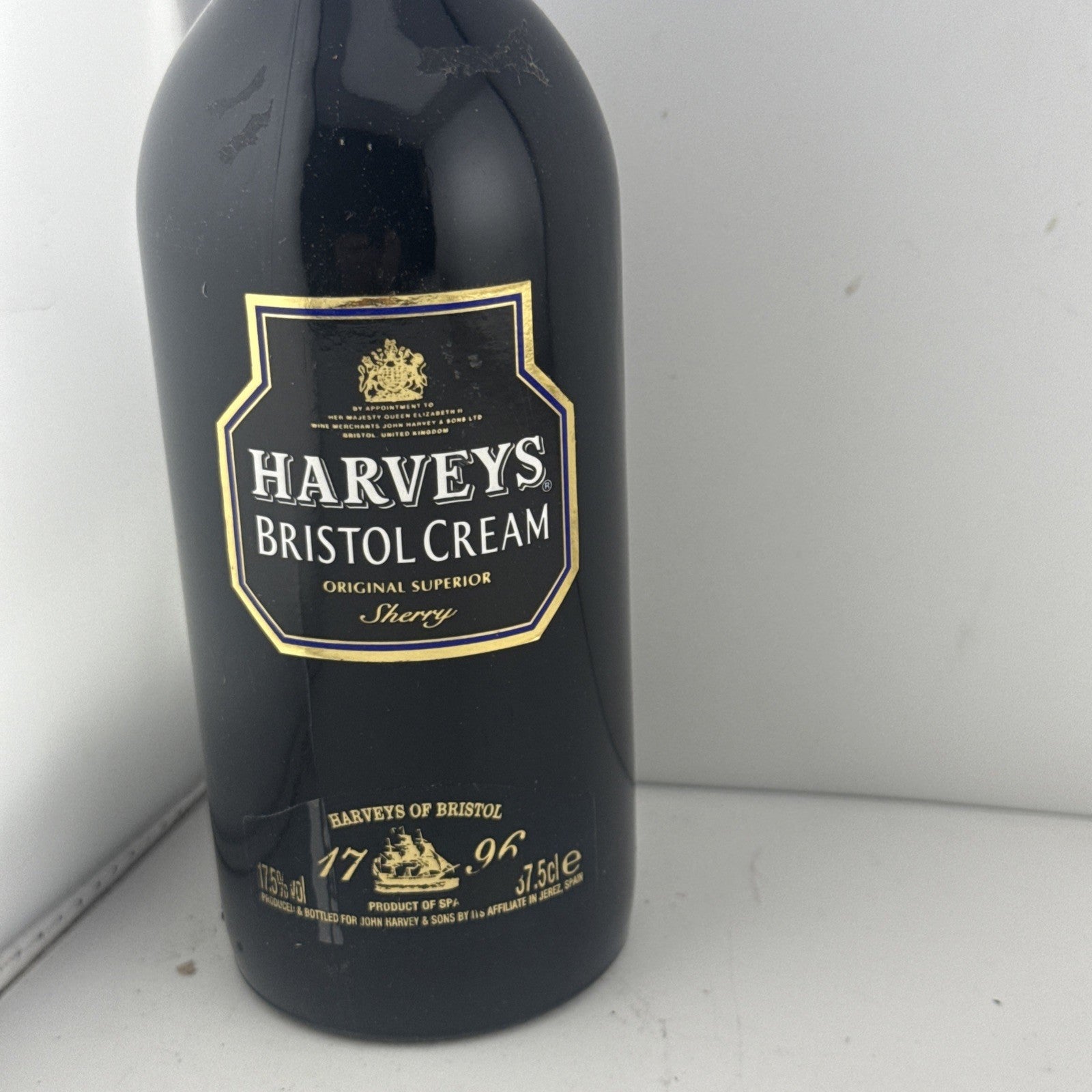 Harveys Bristol cream in Blue bottle 37.5cl 17.5%abv