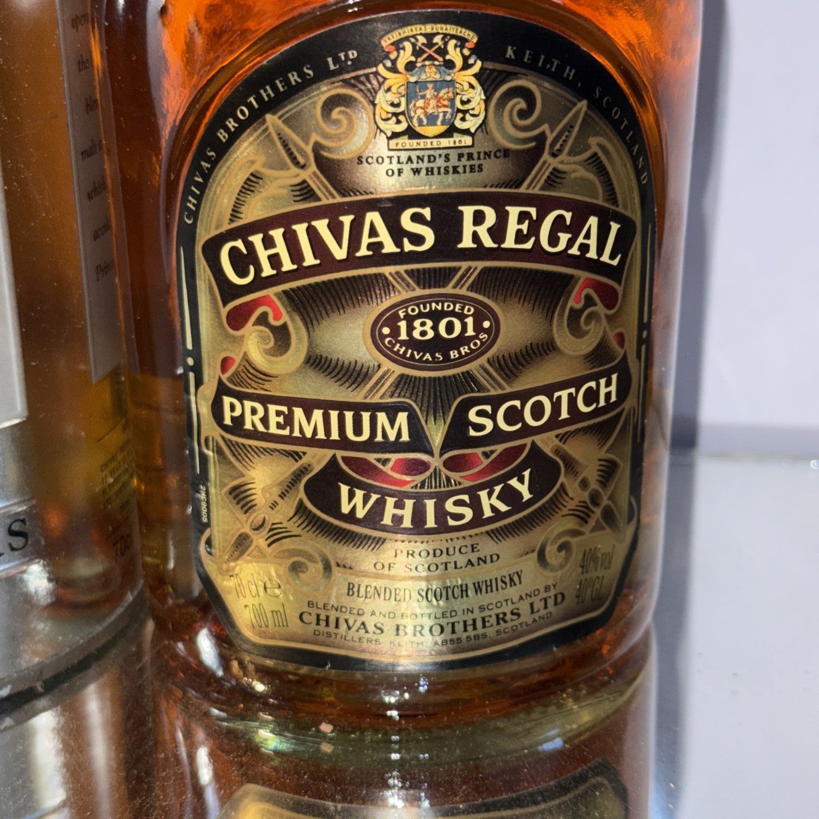 Chivas Regal 12 Year Old Blended Scotch Whisky (75 cl / 40% ABV) 1998-2004