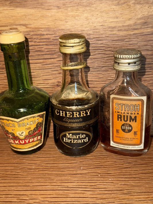 Stroh  Rum Marie Blizzard And De kuyper miniatures (oPart Evaporated)