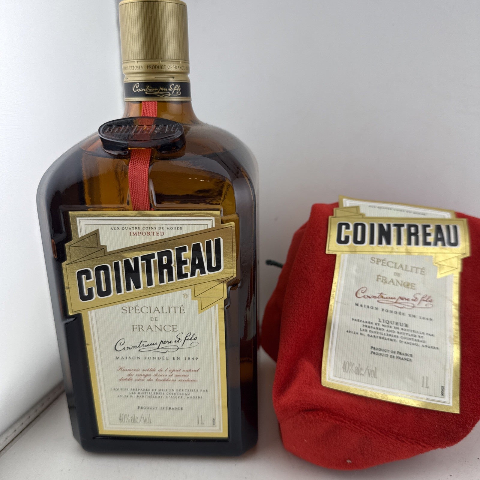 Vintage Cointreau Liqueur 1L 40% Duty Free Bottling With Presentation Bag 1980s