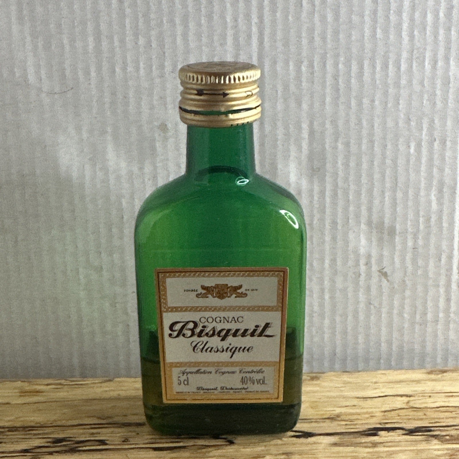 Bisquit VS Classique Cognac miniature Opened