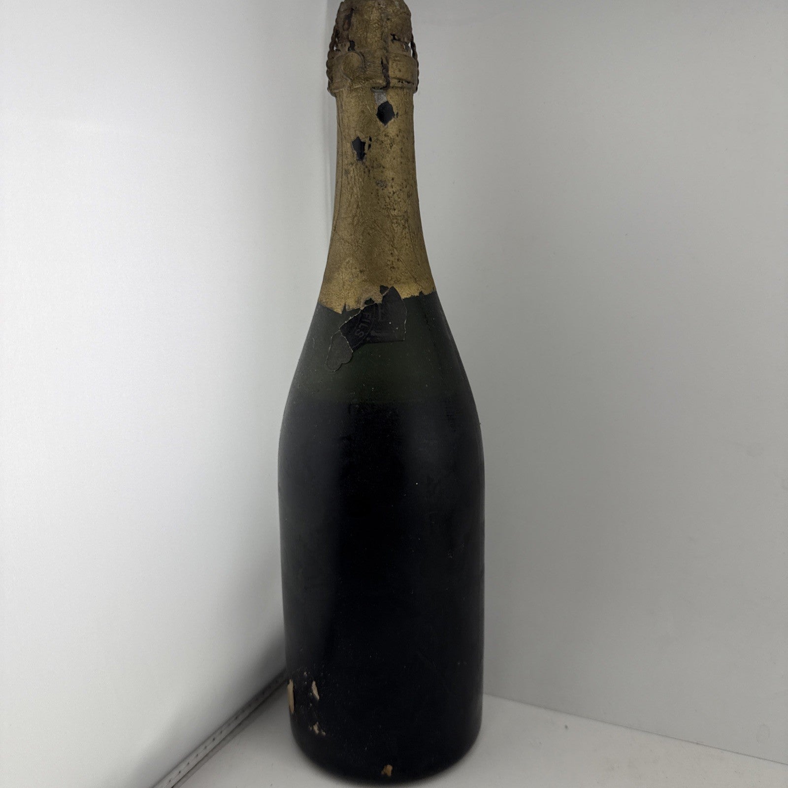 Vintage Champagne Novelty Item Approx 1940s Low Shoulder Fill No Label