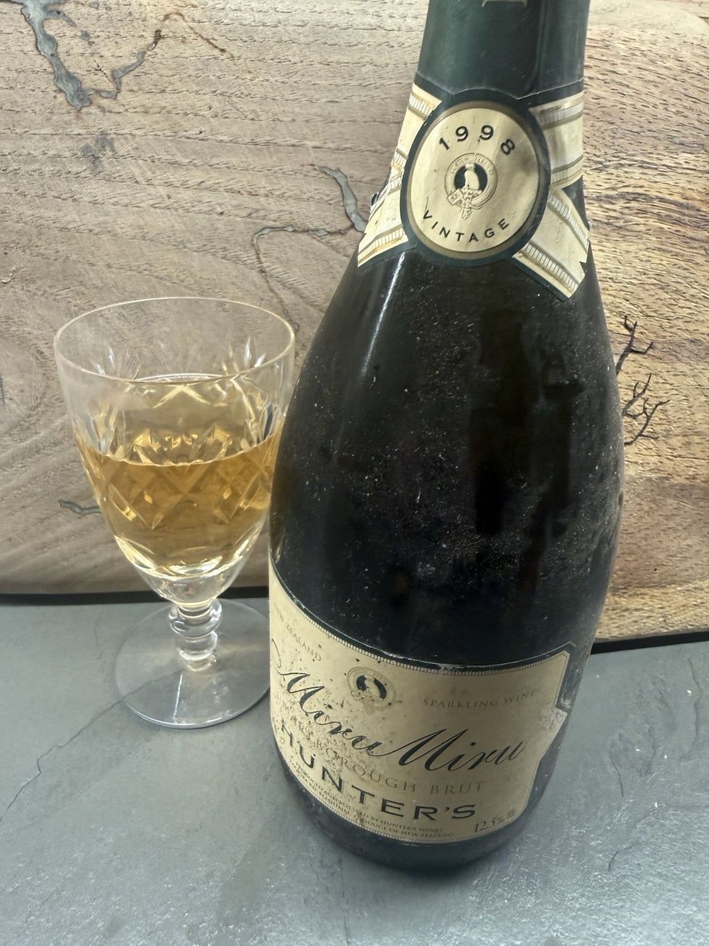 Hunter’s MiruMiru Marlborough Brut Vintage 1998 75cl Still Fizzy And Drinks Well