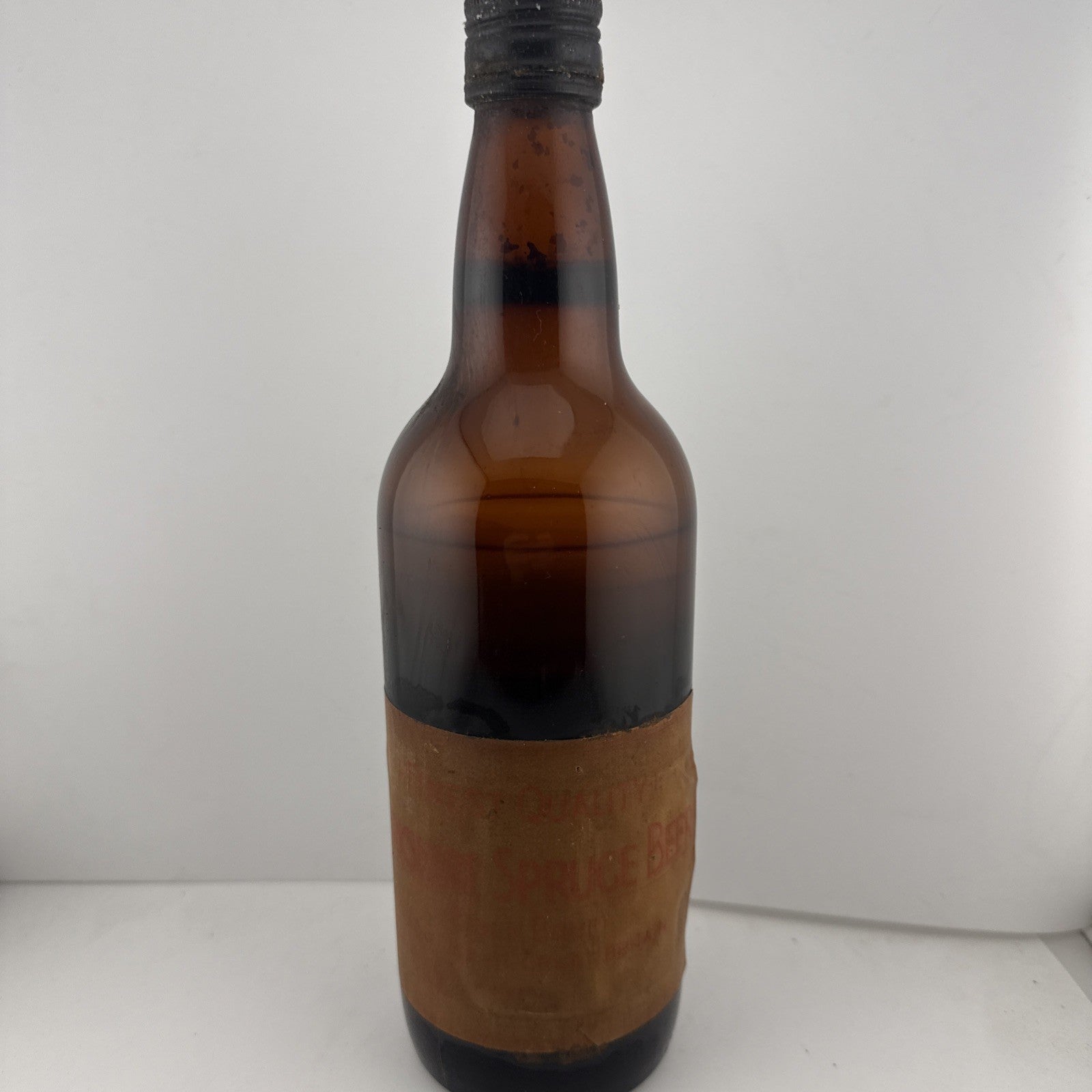 Antique Olde Spruce Beer Bottle c1900–1930 – Original Label ( Low Level Unopened