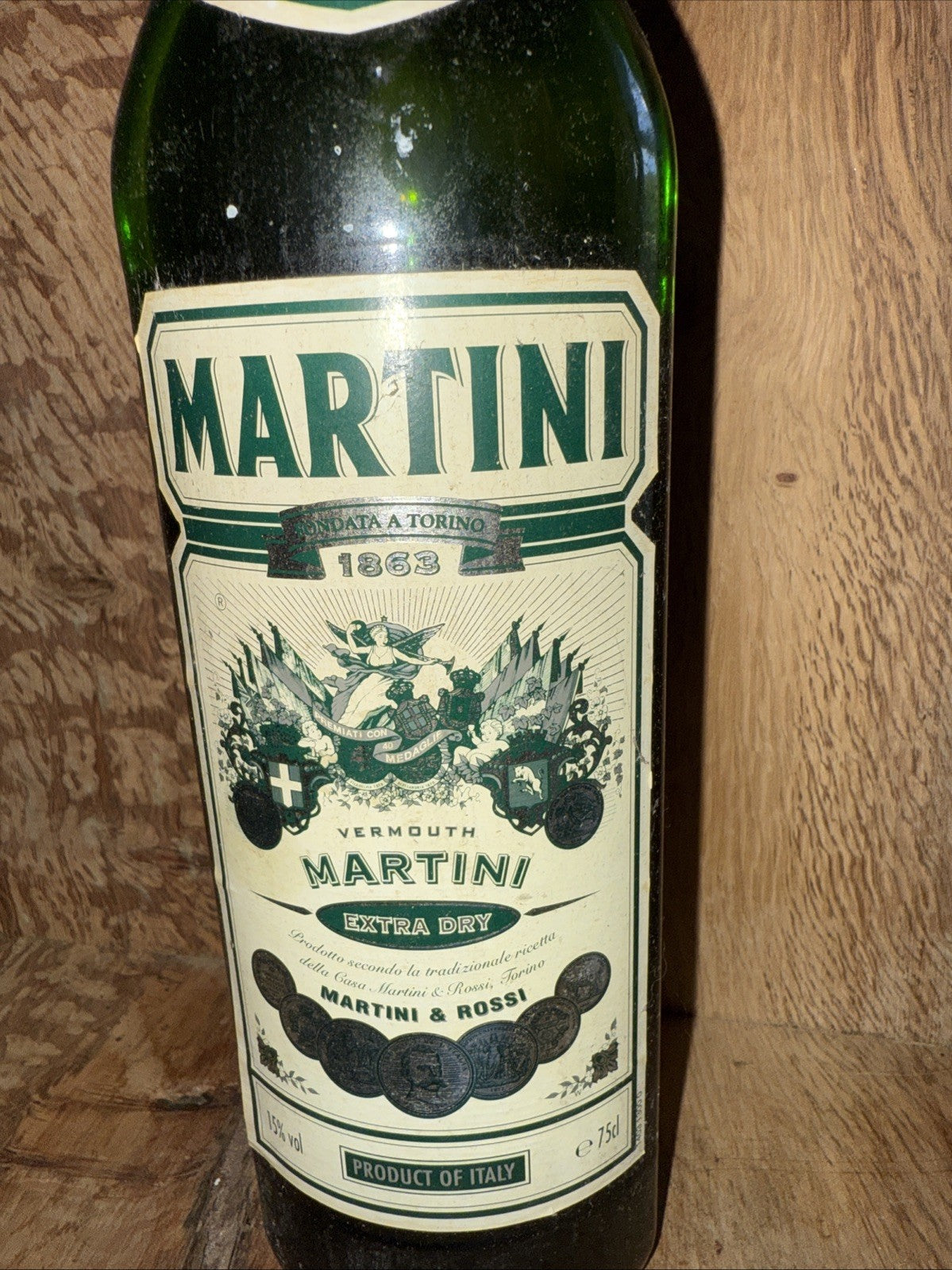 Martini extra dry Vermouth 1980s 75cl 14.7% abv