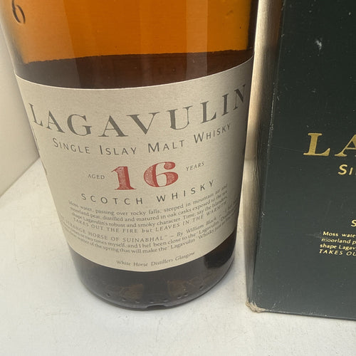Lagavulin 16yo — 1997 — White Horse Distillers Middle Label Missing Pre-Diageo —