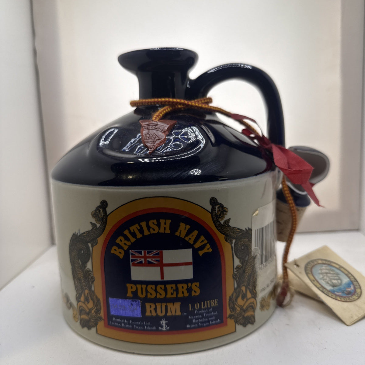 Pusser's British Navy Rum — 1 Litre Ceramic Decanter ( Stopper Broken) Full!