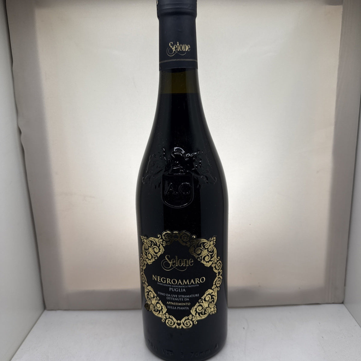 Selone Negroamaro Appassimento — Puglia Italy — Rich Spiced Red 2017