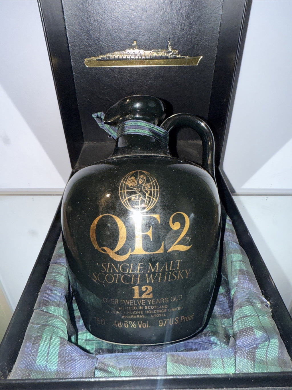 QE2 Single Malt Whisky Dated to 1980 in original box sealed full