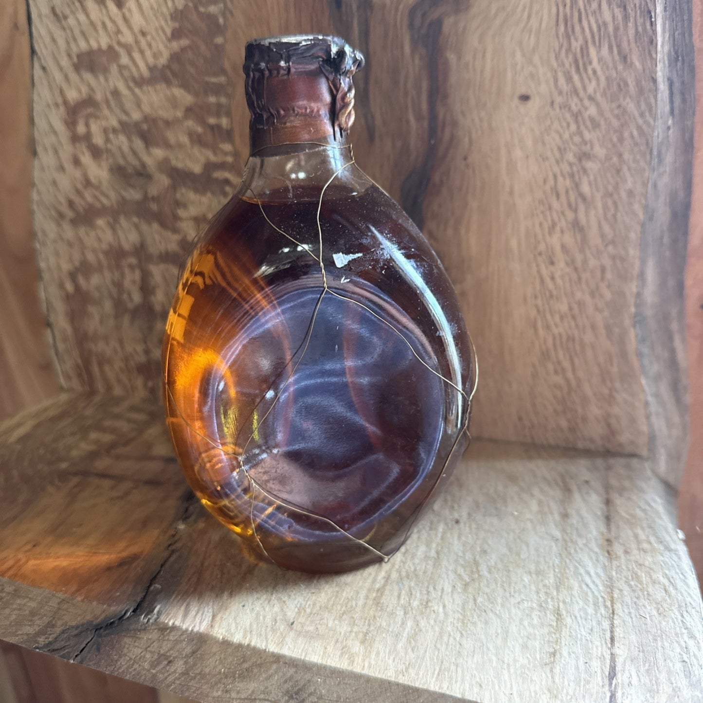 Dimple Whisky Metal spring top 1/4 bottle from 1970s