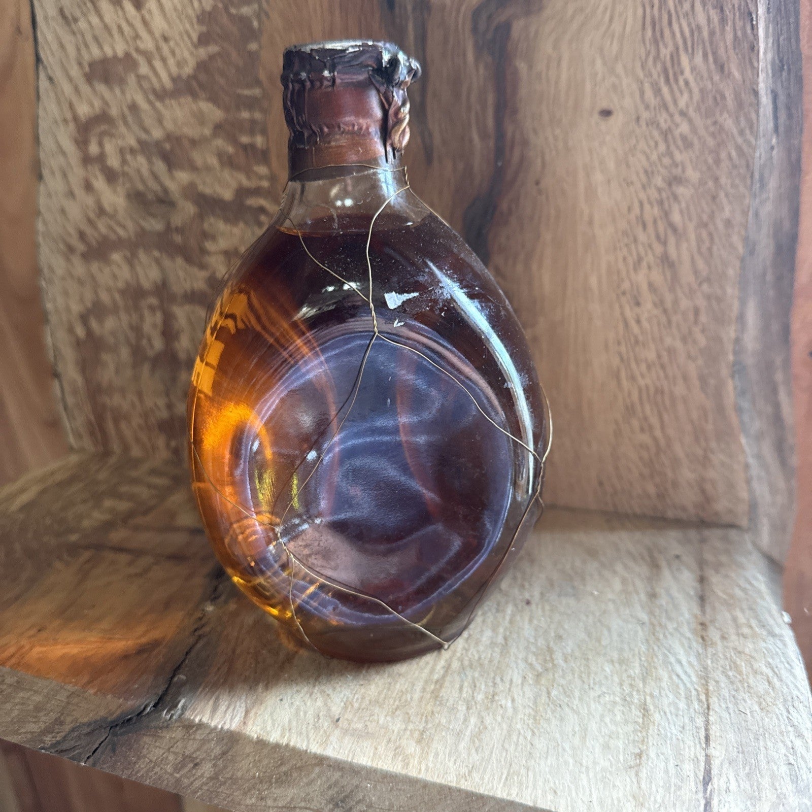Dimple Whisky Metal spring top 1/4 bottle from 1970s