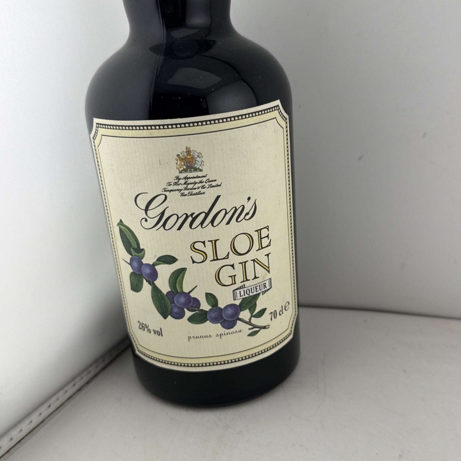Vintage Gordon’s Sloe Gin 70cl 26%, believed bottled c.1980s