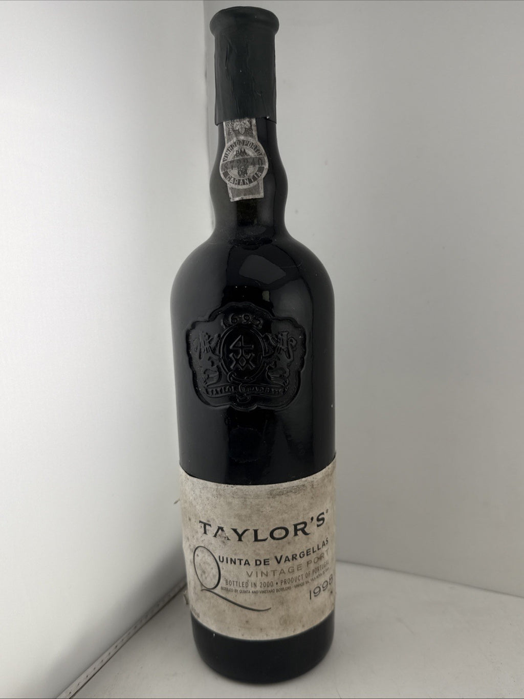 Taylor’s Quinta de Vargellas 1998 Vintage Port 75cl – Bottled 2000
