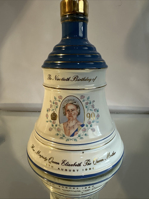 Bells Whisky 75cl Bottled 1990 Royal vintage matured Queen Mum full bottle