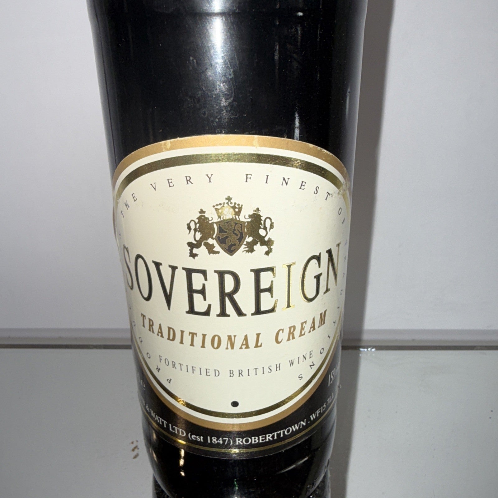 Sovereign Traditional Cream Sherry Fortified English Wine 1980s