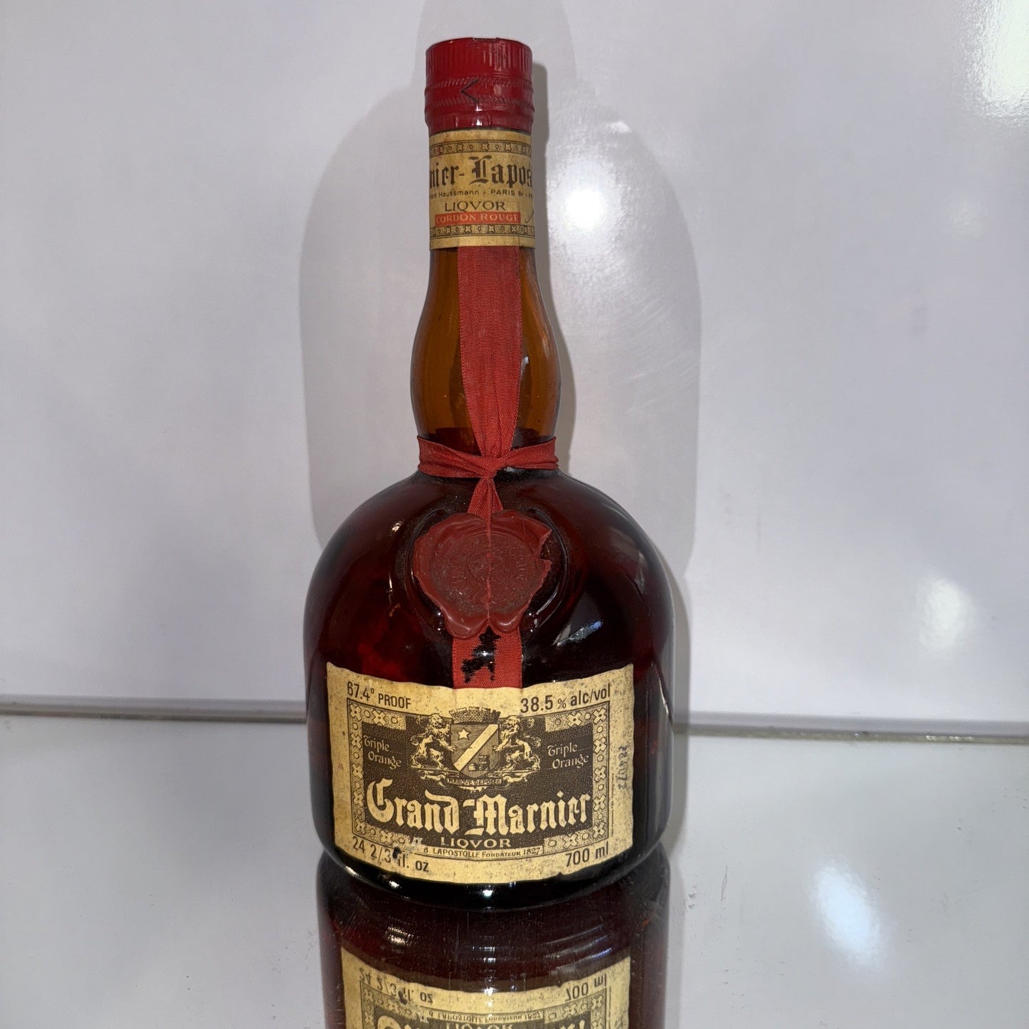 Grand Marnier Liqueur 26 2/3 Floz 67.4 Proof 1970s Vintage