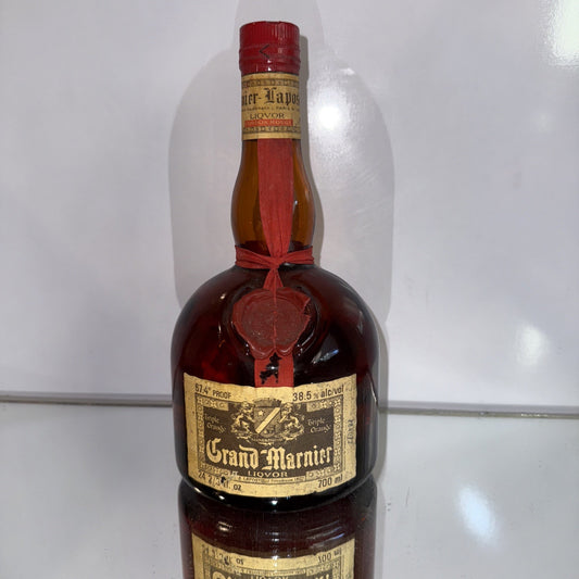 Grand Marnier Liqueur 26 2/3 Floz 67.4 Proof 1970s Vintage