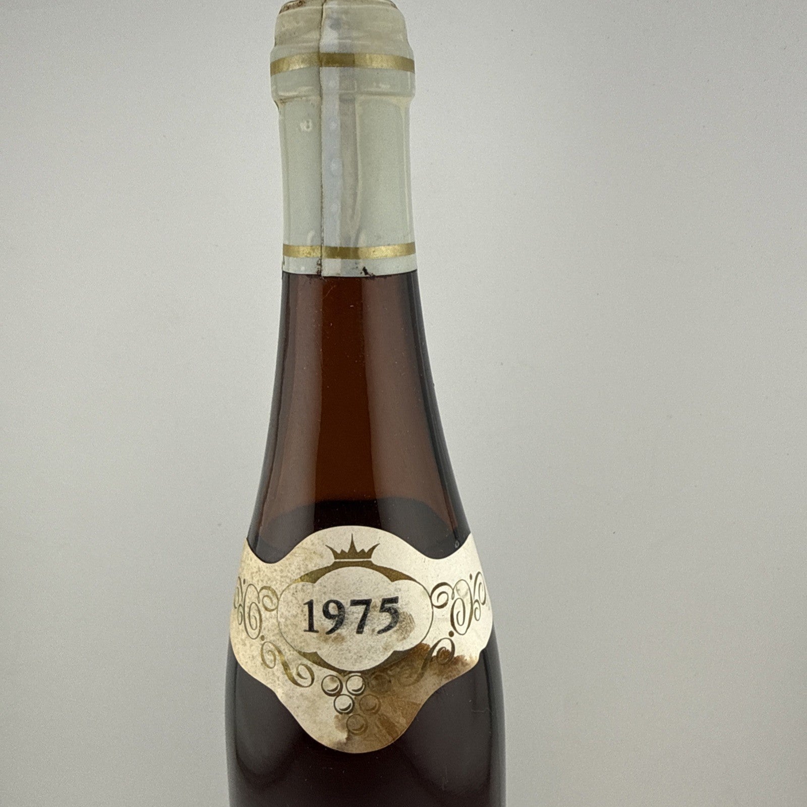 1975 Nierstein Silvaner – Rheinhessen, West Germany Poor Labels But Well Kept