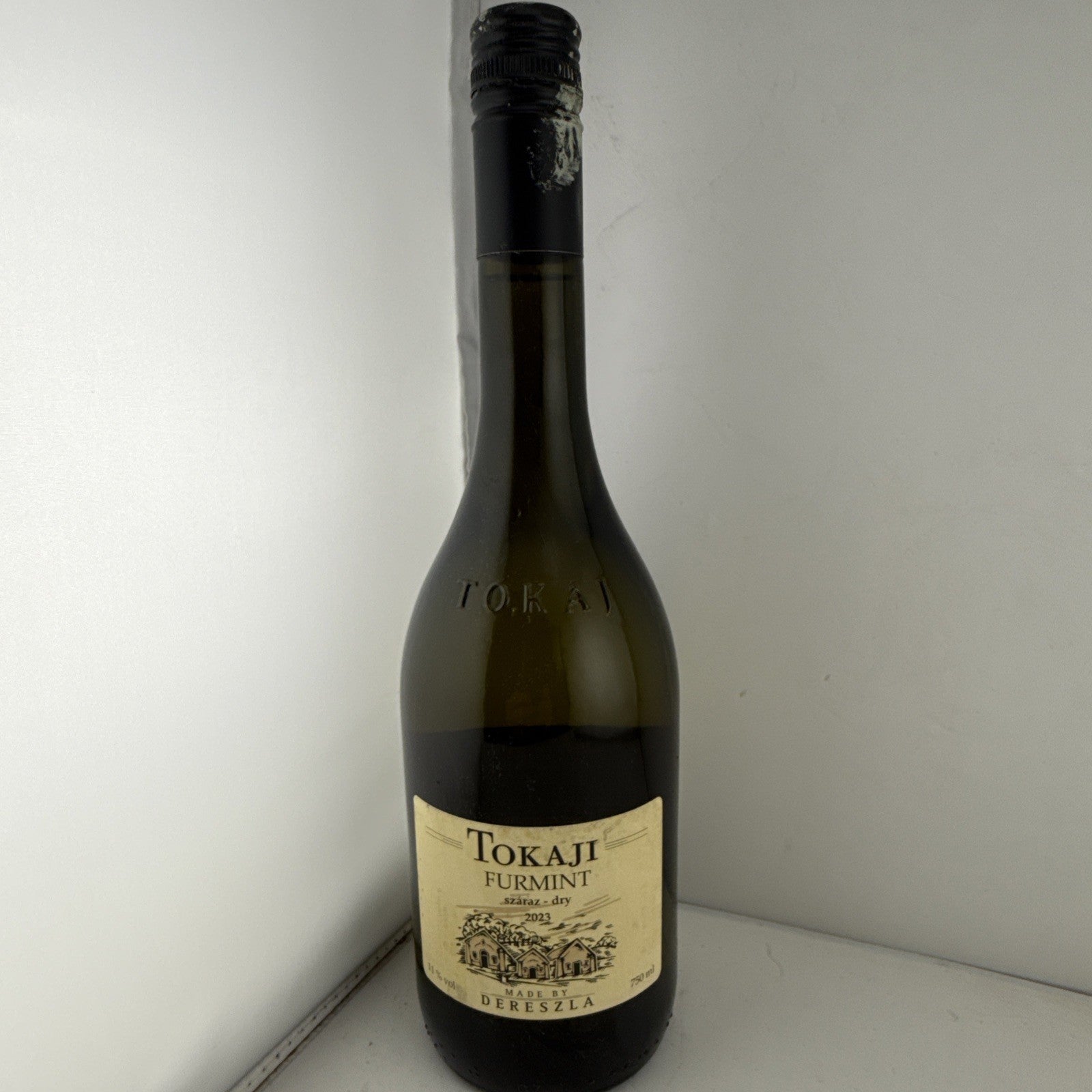 Dereszla Tokaji Furmint Dry 2023. Hungarian dry white wine. 75cl, 11% ABV.